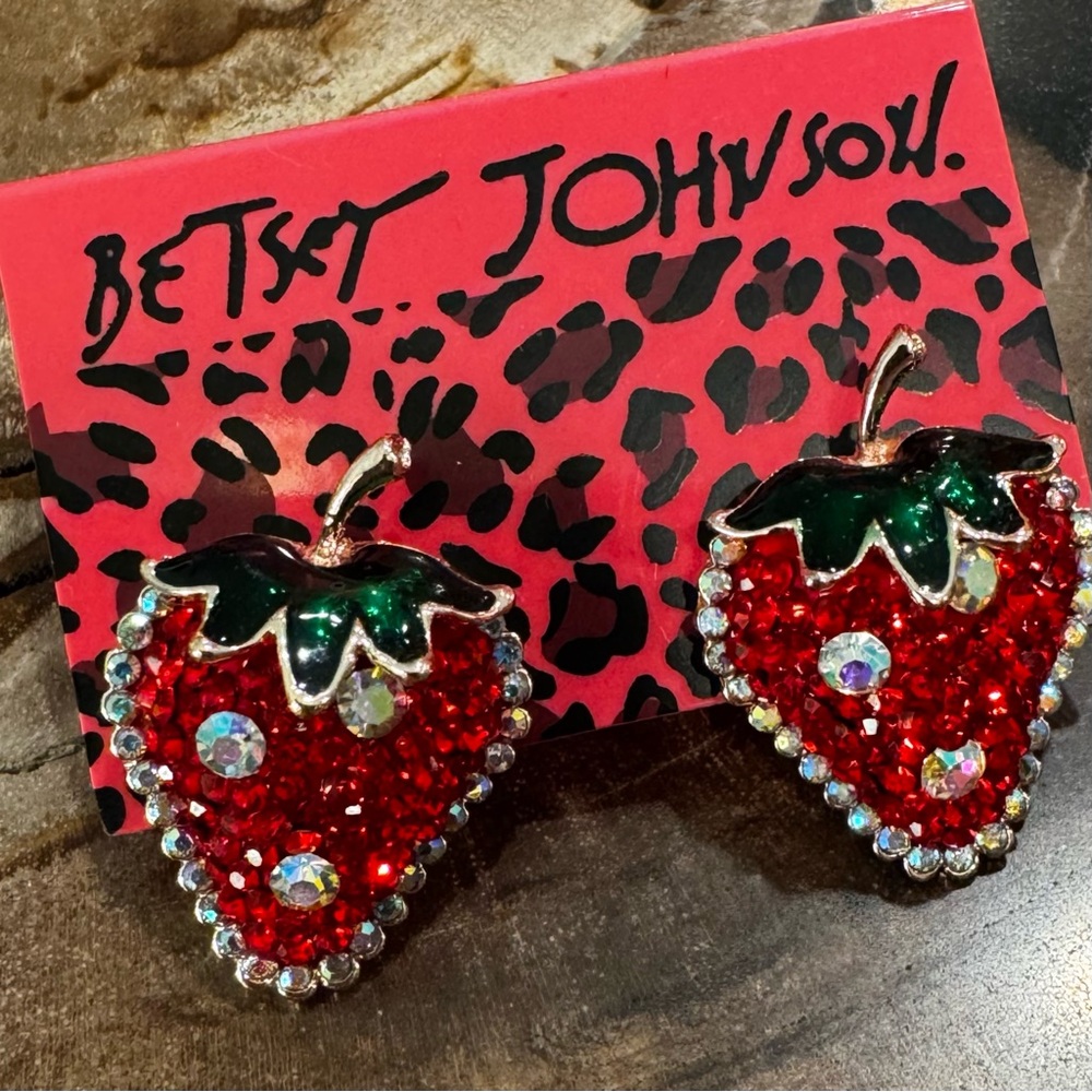 🍓Betsey Johnson Red & AB Crystal Strawberry Post Earrings Gold Tone  Stems NEW